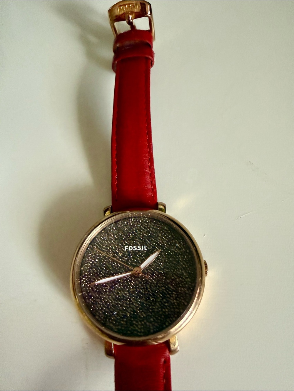 Fossil Gold-Tone Case Watch/ glitter  with Red Leather Strap